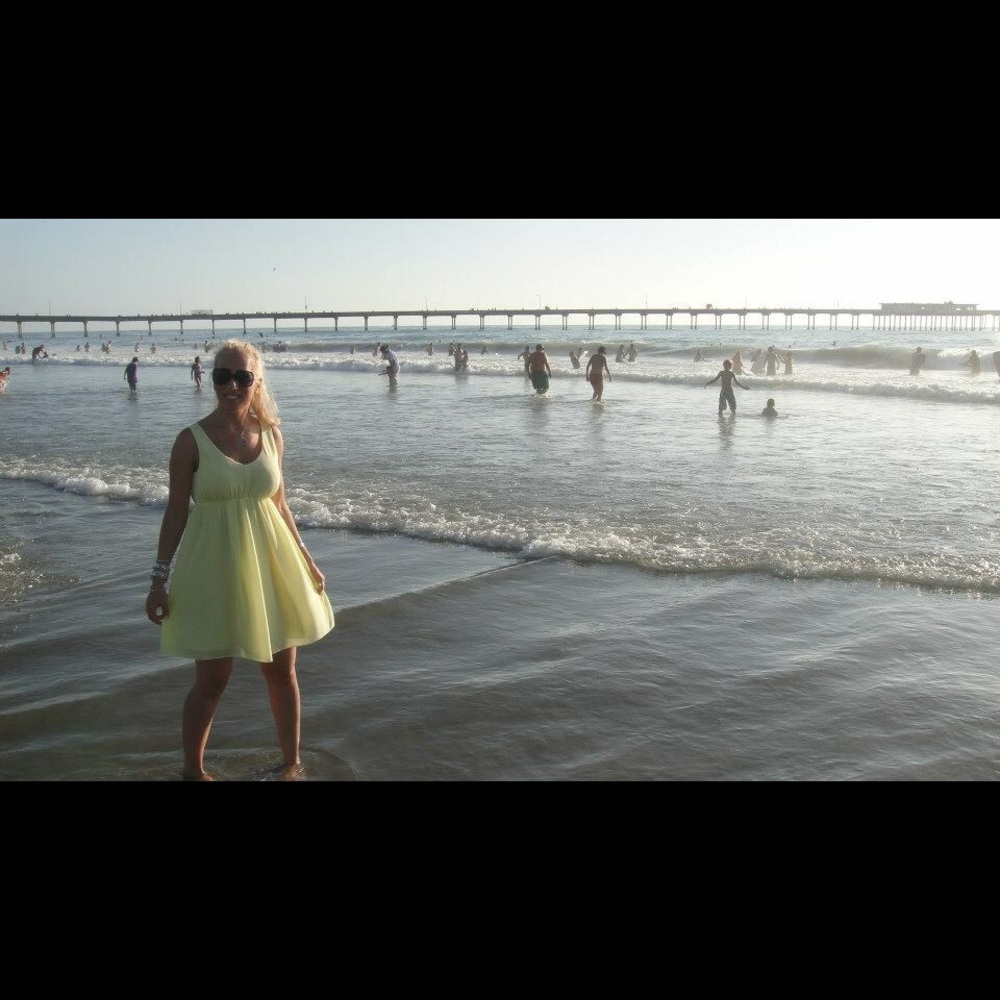 Club Monaco Dress size 2